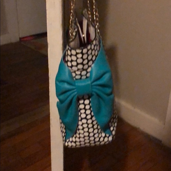 Handbag - Picture 2 of 2